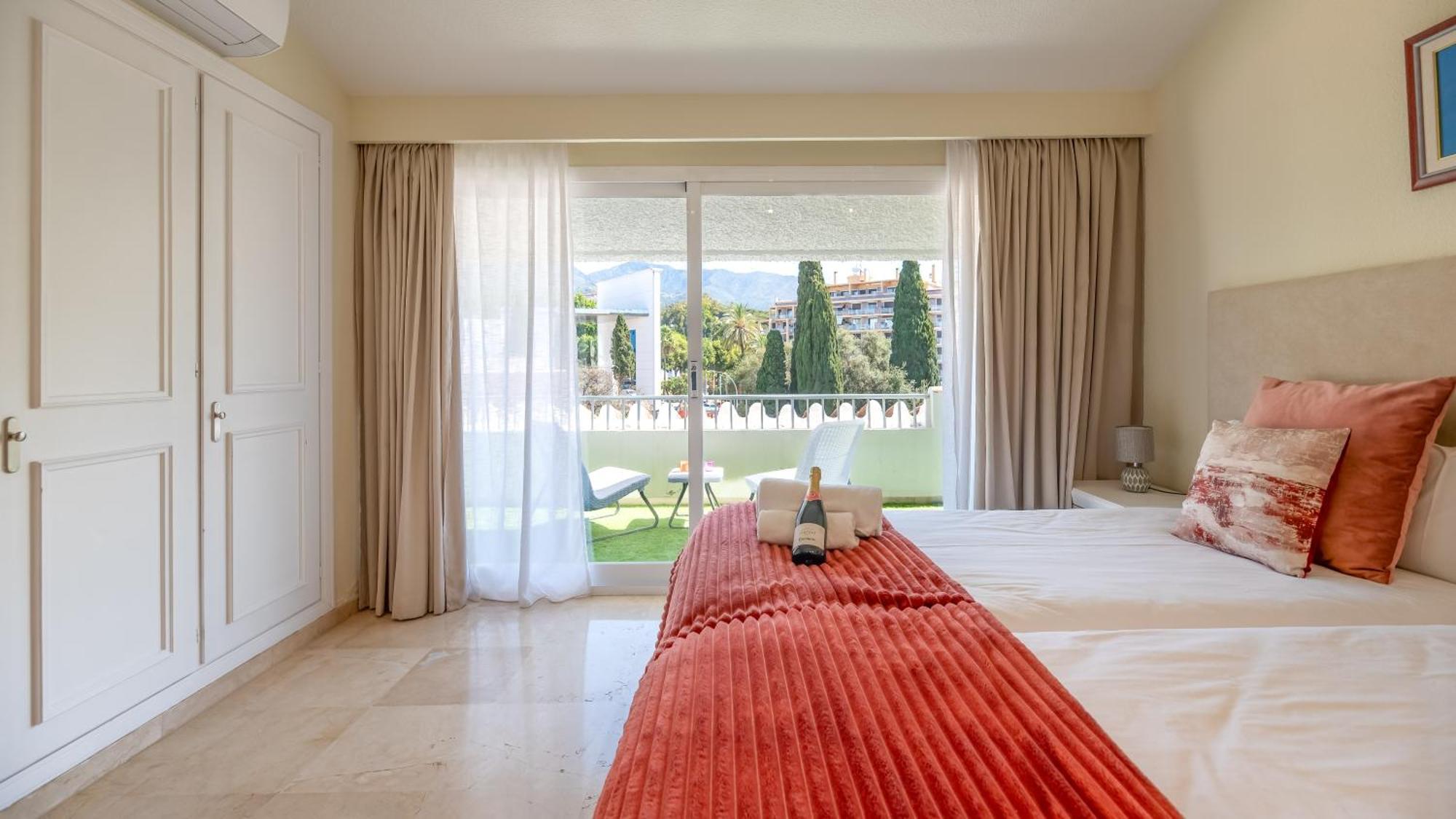 Penthouse Boutique Suite Марбелья Экстерьер фото
